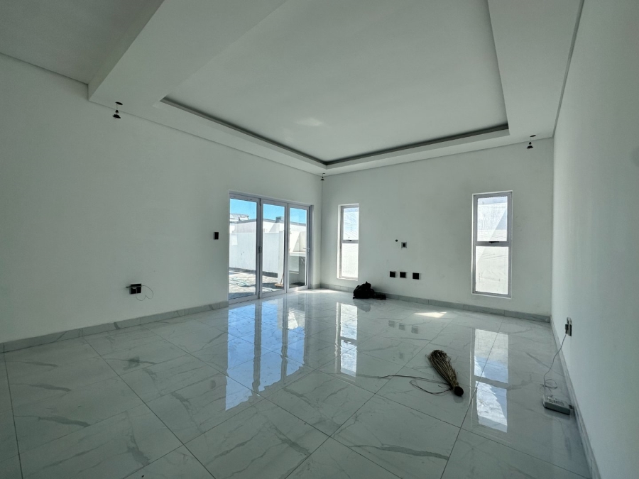 3 Bedroom Property for Sale in Sandown Western Cape